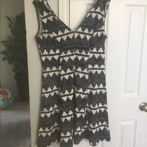 H&M size L dress